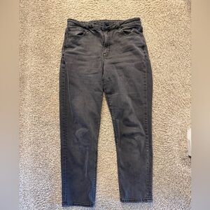 American Eagle Stretch Mom Black Washed Jean